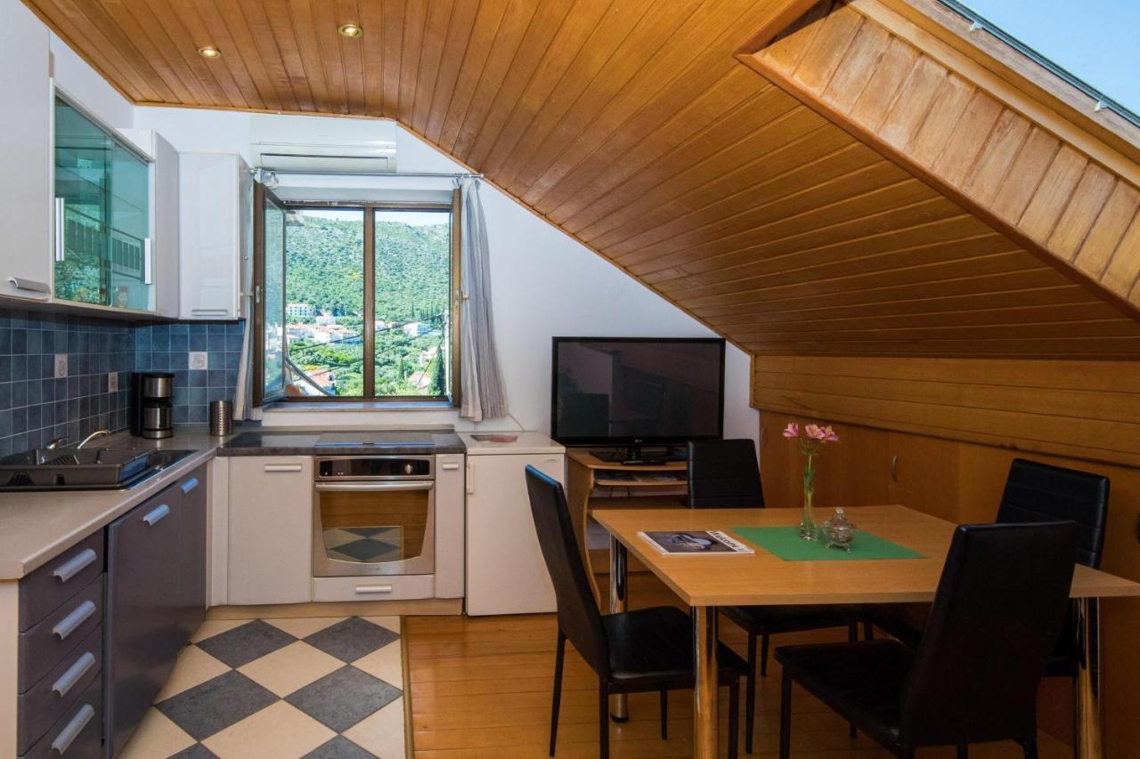 Guest House J&J Zaton  Extérieur photo