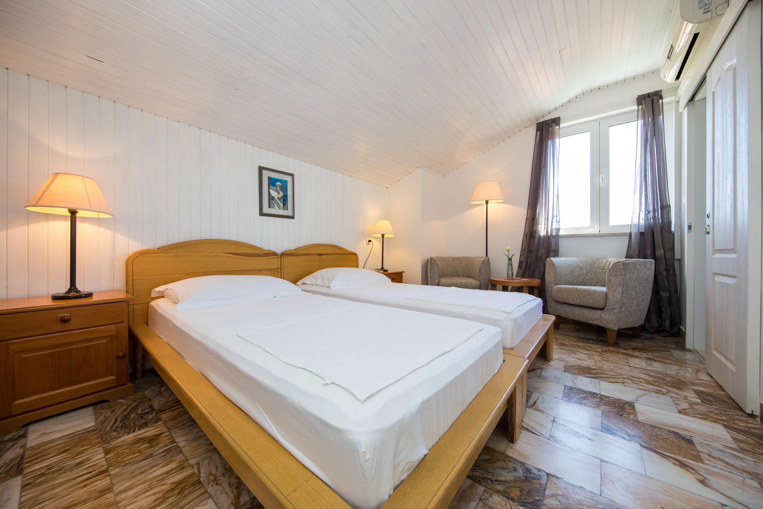 Guest House J&J Zaton  Extérieur photo